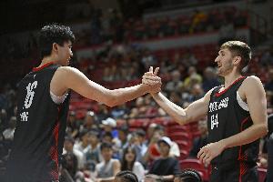 攻防转换成关键！卡尔如何凭三招锁定胜局