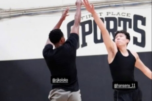 杨瀚森社媒更新：分享近期训练动态，与湖人前中锋科洛克同场竞技