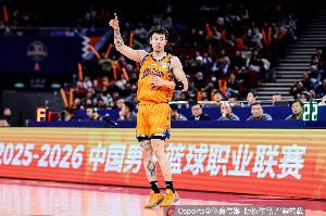 战报：上海男篮张镇麟谈限制顶级外援