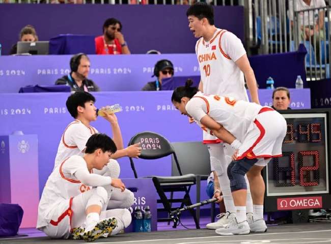 长春亚泰对无锡吴钩