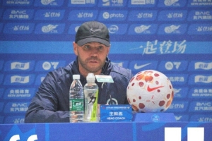 24分14板！罗比·尼尔森领衔深圳新鹏城客场挑战北京国安
