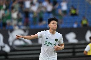 记者：王钰栋出国深造或许顺理成章，他渴望继续刷新进球记录