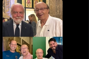 争议人物莫吉现身那不勒斯百年盛典引争议