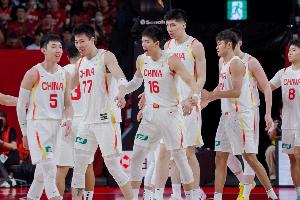 媒体人指出:我国男篮肩负重任,7月底国际团结杯将挑战喀麦隆、格鲁吉亚和黑山