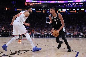 全网热议！NBA季后赛防守王之争：文班亚马一骑绝尘，戈贝尔紧随其后